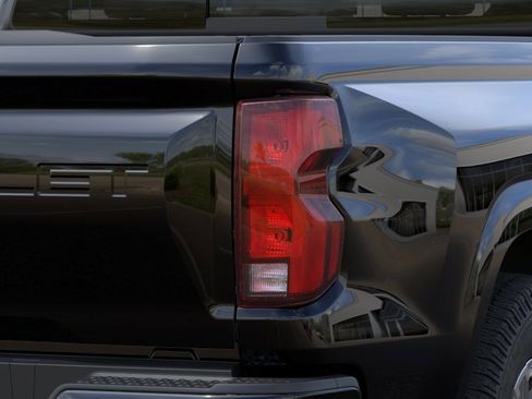 New 2026 Chevrolet Colorado LT w/ LT Convenience Package AWD/4WD image 11