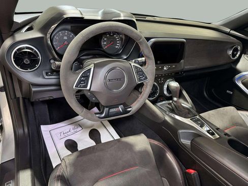 Used 2018 Chevrolet Camaro ZL1 image 20