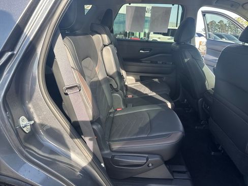 Certified 2024 Nissan Pathfinder Platinum w/ Cargo Package image 44