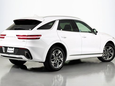 Used 2024 Genesis GV70 2.5T w/ Advanced Package AWD/4WD image 12