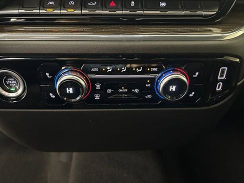Used 2023 GMC Sierra 1500 Elevation AWD/4WD image 24