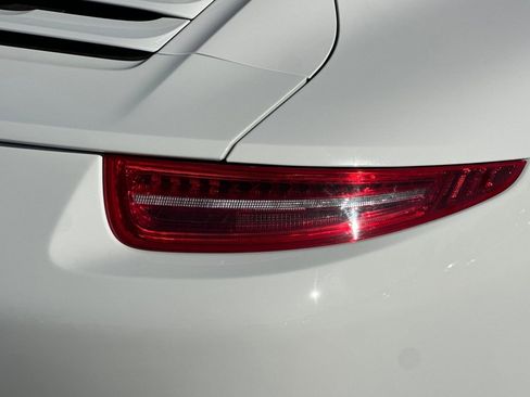 Used 2014 Porsche 911 Carrera image 25