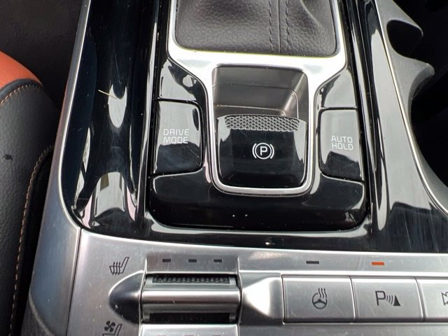 Certified 2024 Kia Carnival SX Prestige FWD image 25