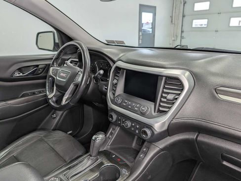 Used 2017 GMC Acadia SLT AWD/4WD image 44