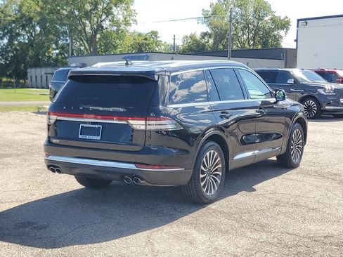 Certified 2024 Lincoln Aviator AWD w/ Premium Package image 6