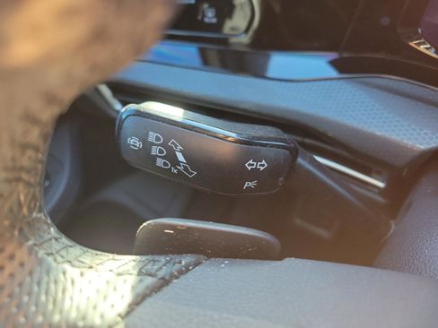 Used 2022 Volkswagen GTI SE w/ SE Leather Package image 19