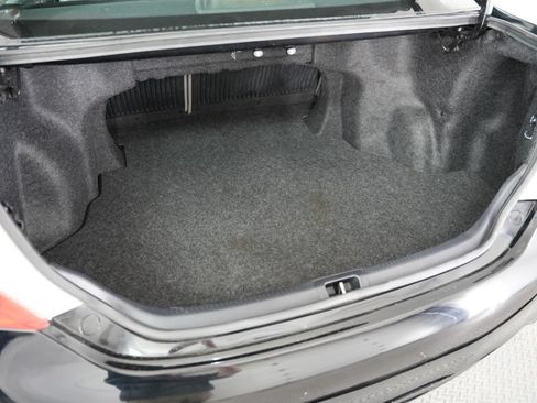Used 2012 Toyota Camry XLE w/ Leather Pkg FWD image 34