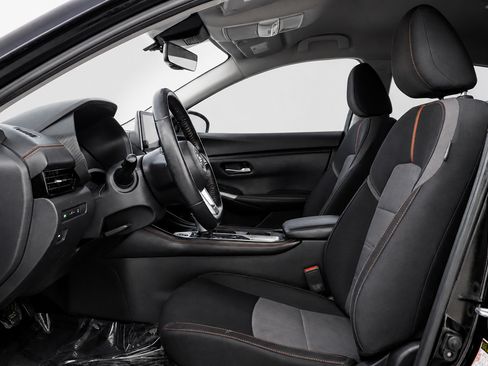 Used 2020 Nissan Sentra SR w/ Electronics Package FWD image 25