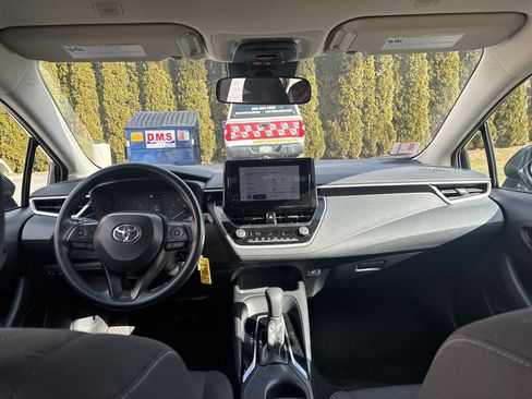 Used 2024 Toyota Corolla LE image 13