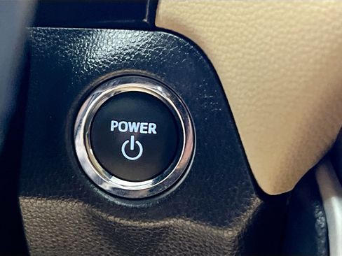 Used 2024 Toyota RAV4 Limited image 24