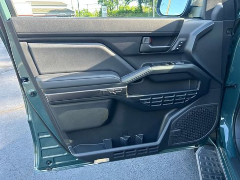 New 2026 Toyota 4Runner TRD Off-Road Premium AWD/4WD image 18