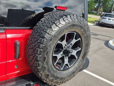 Used 2018 Jeep Wrangler Rubicon AWD/4WD image 34