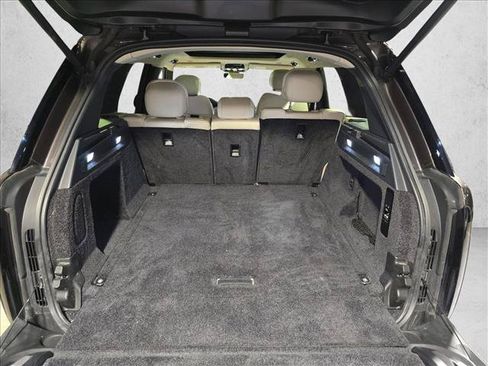 Used 2024 Land Rover Range Rover SE AWD/4WD image 13