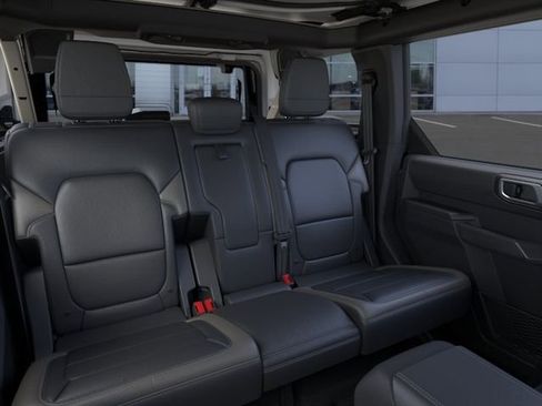 New 2026 Ford Bronco Outer Banks AWD/4WD image 11