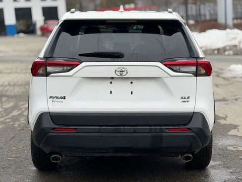 Used 2023 Toyota RAV4 XLE image 5