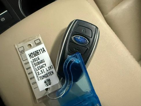 Used 2016 Subaru Legacy 2.5i Limited AWD/4WD image 43