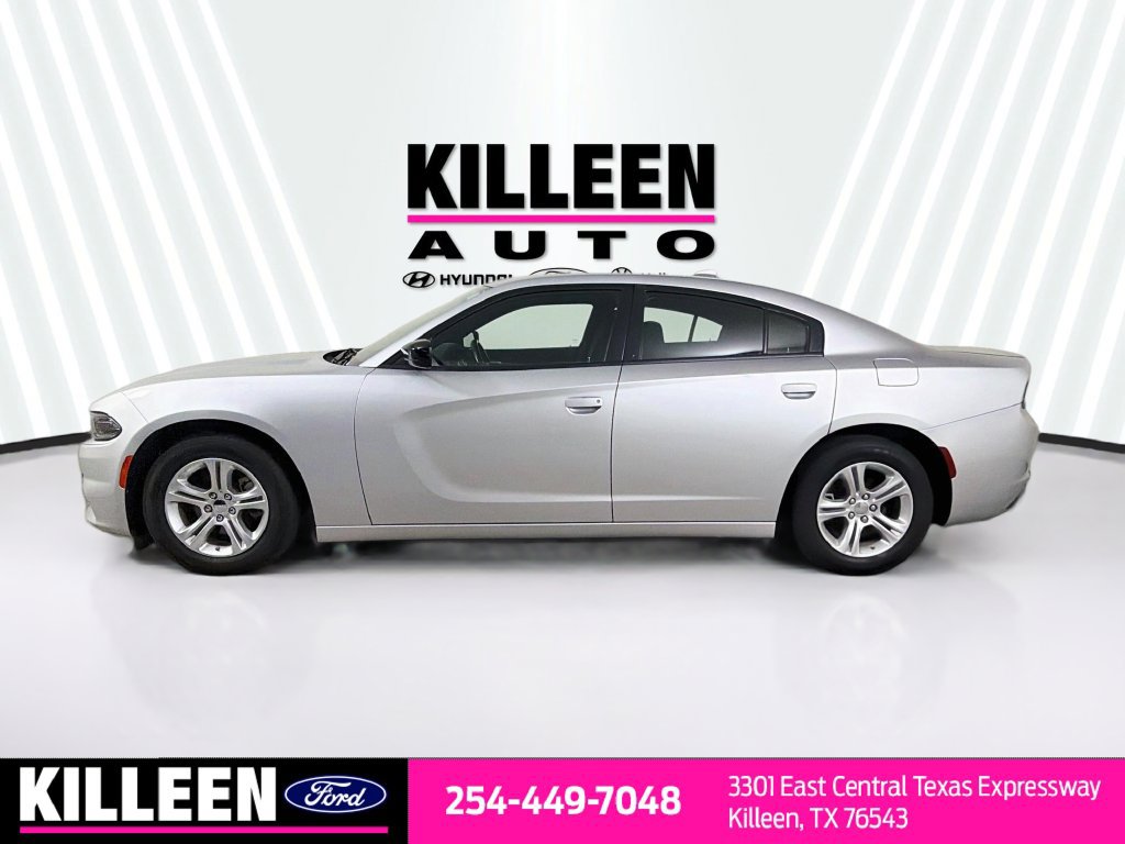Used 2023 Dodge Charger SXT RWD image 4