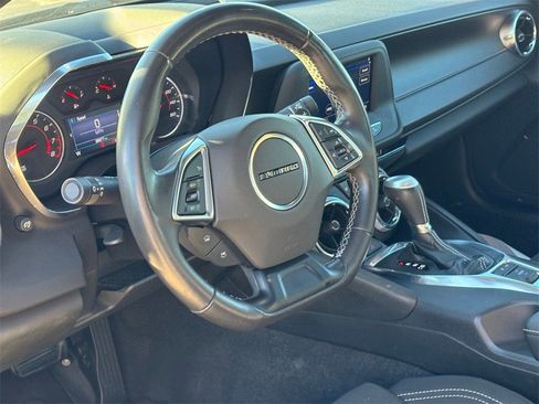 Used 2020 Chevrolet Camaro LT image 8