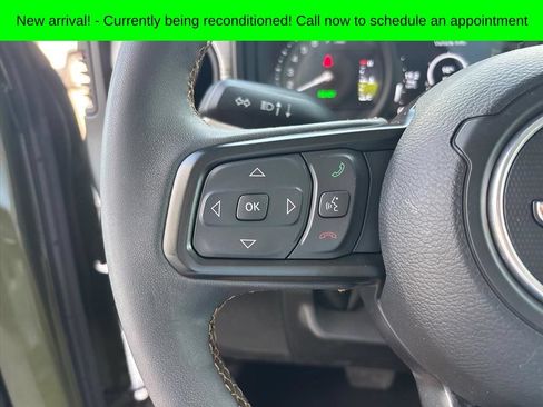 Used 2024 Jeep Wrangler Unlimited AWD/4WD image 15
