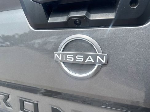 Used 2023 Nissan Frontier SV w/ Midnight Edition Package RWD image 42