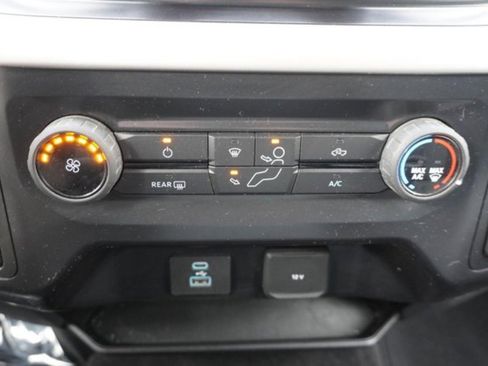 Used 2021 Ford F150 XLT image 27