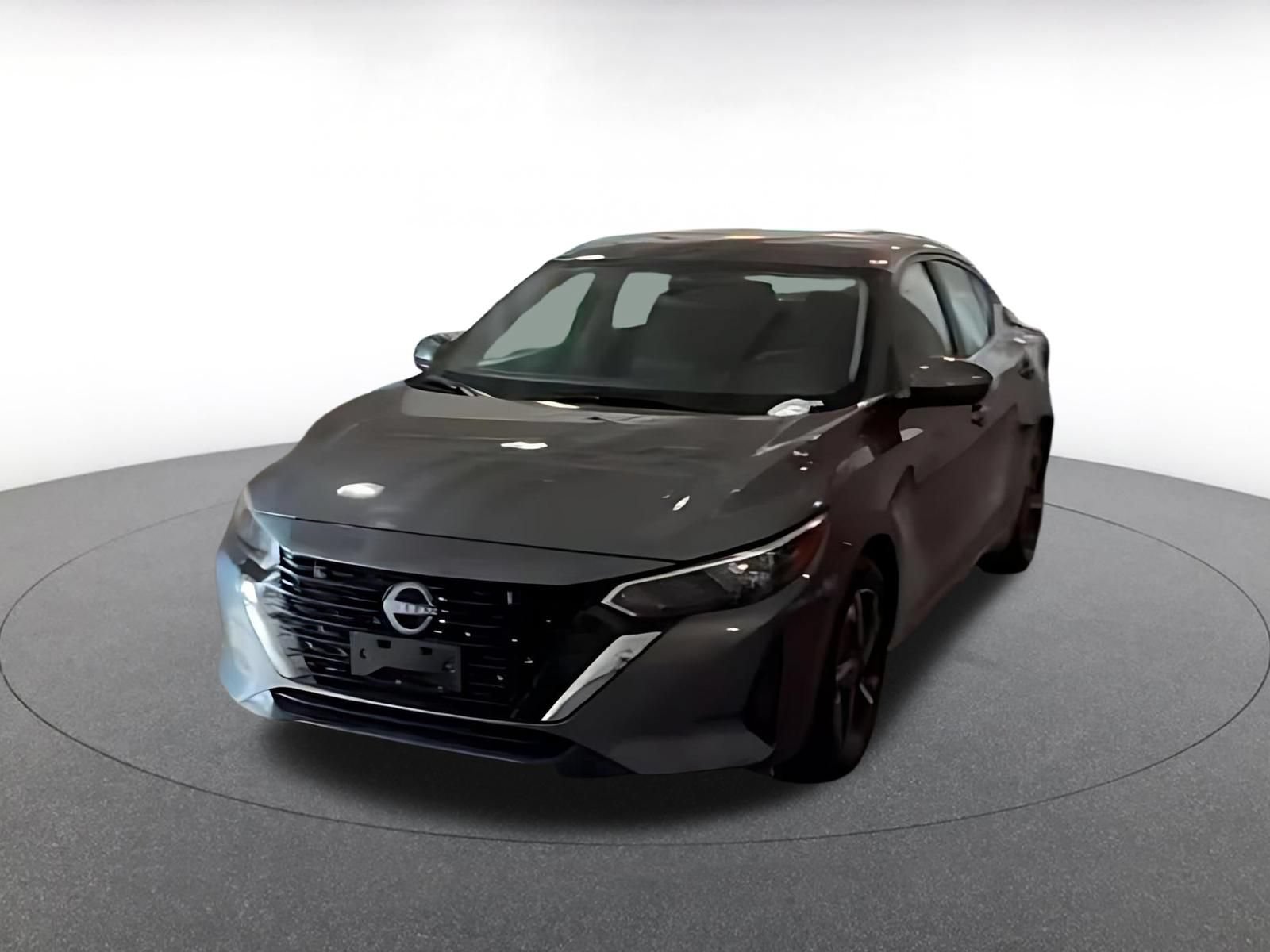 Used 2025 Nissan Sentra SV FWD image 2
