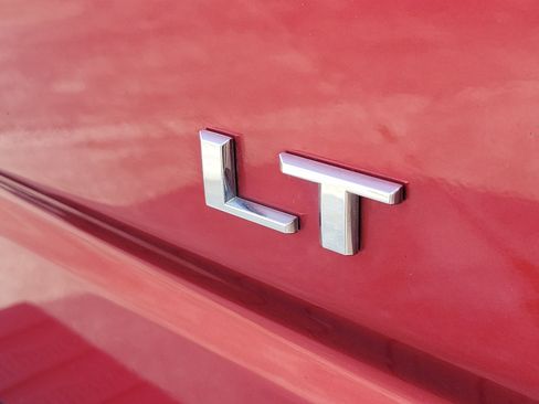 Used 2019 Chevrolet Silverado 1500 LT w/ All-Star Edition image 6