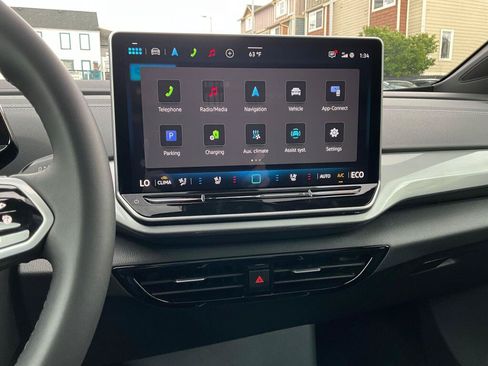 New 2026 Volkswagen ID.4 Pro S AWD/4WD image 18
