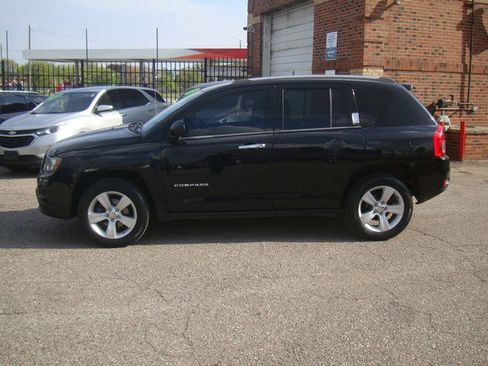 Used 2014 Jeep Compass Sport w/ Power Value Group AWD/4WD image 2