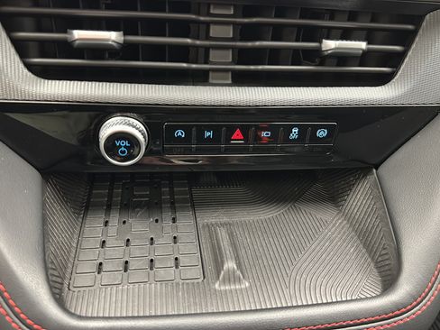 Used 2025 Ford Explorer ST w/ Sun And Sound Package AWD/4WD image 20