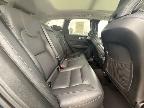 Used 2024 Volvo XC60 B5 Plus image 35
