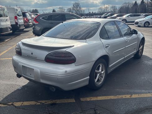 Used 2002 Pontiac Grand Prix GTP image 12