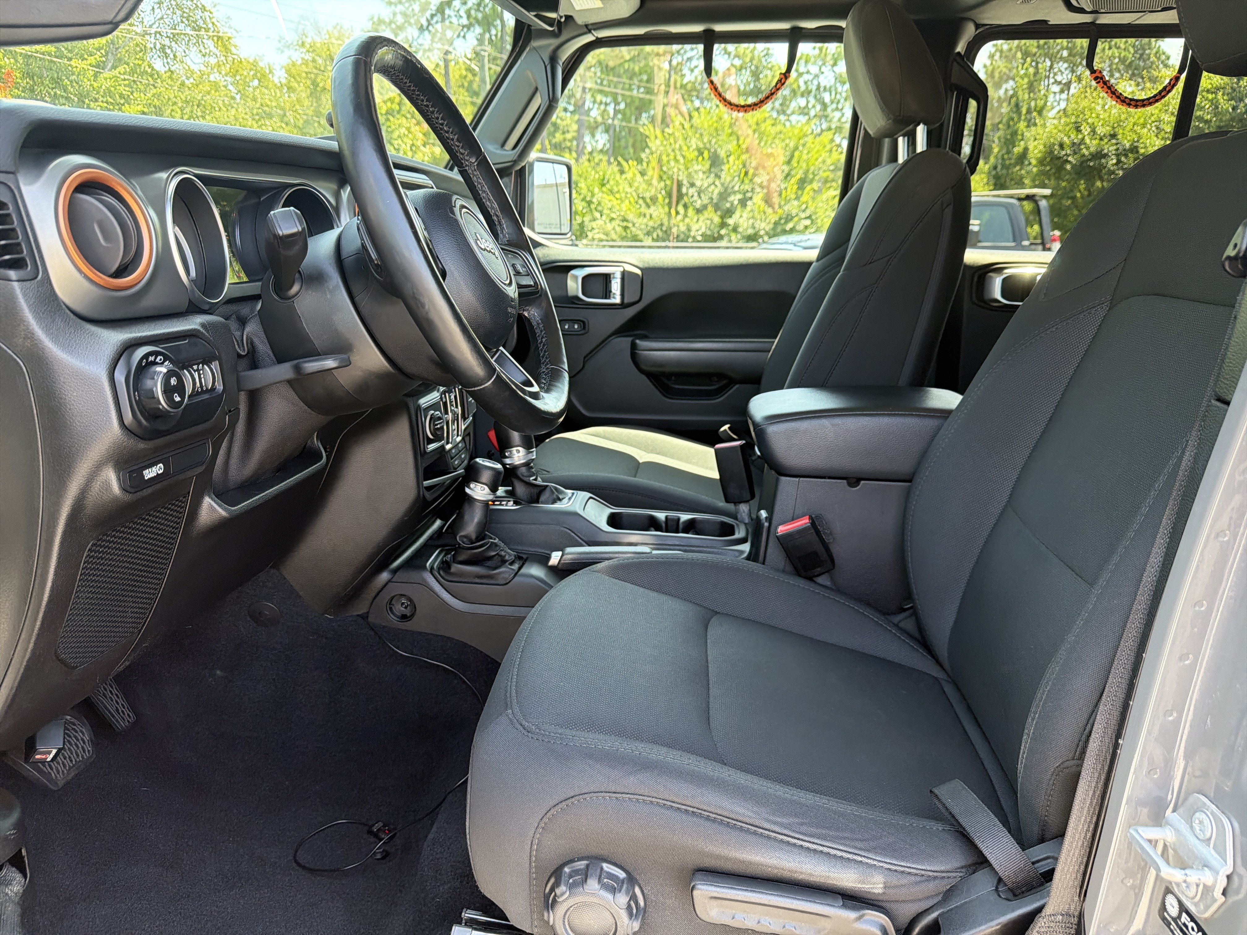 Used 2021 Jeep Gladiator Sport AWD/4WD image 11