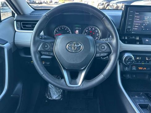 Certified 2022 Toyota RAV4 XLE image 19