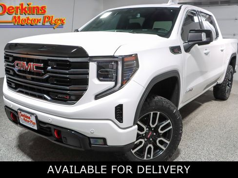 Used 2025 GMC Sierra 1500 AT4 w/ AT4 Preferred Package AWD/4WD image 1