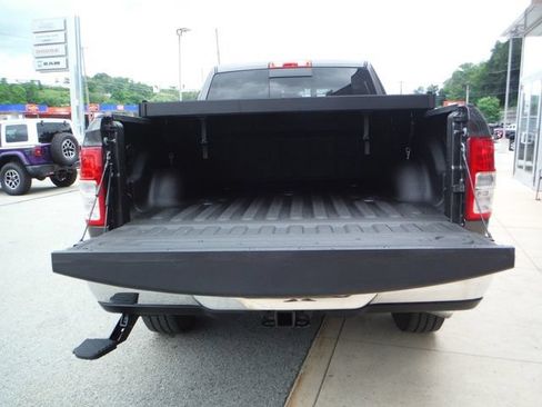 Certified 2024 RAM 2500 Tradesman w/ Chrome Appearance Group AWD/4WD image 25