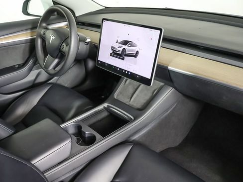 Used 2023 Tesla Model 3 Standard Range RWD image 28