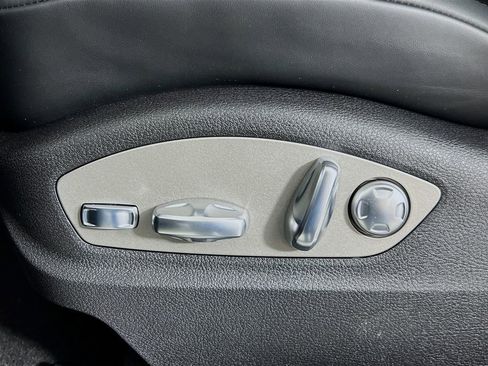 New 2026 Porsche Macan S image 22