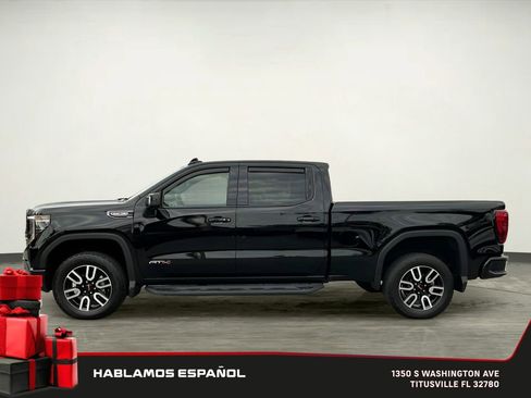 Certified 2022 GMC Sierra 1500 AT4 w/ AT4 Premium Package image 3