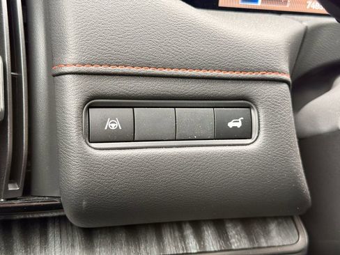 Used 2025 Nissan Armada PRO-4X w/ Pro-4X Premium Package image 24