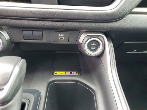 Used 2024 Toyota Grand Highlander XLE image 29