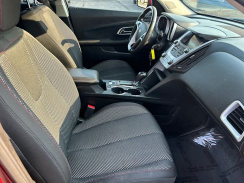 Used 2017 Chevrolet Equinox LT w/ Convenience Package FWD image 26