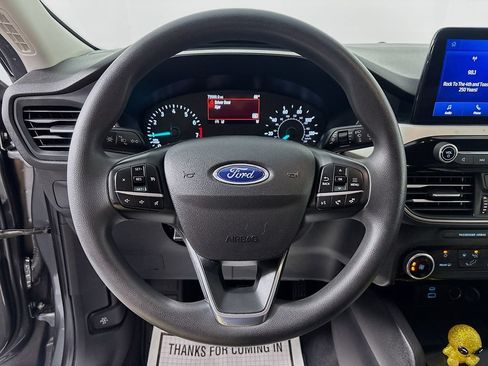 Used 2022 Ford Escape SE FWD image 12