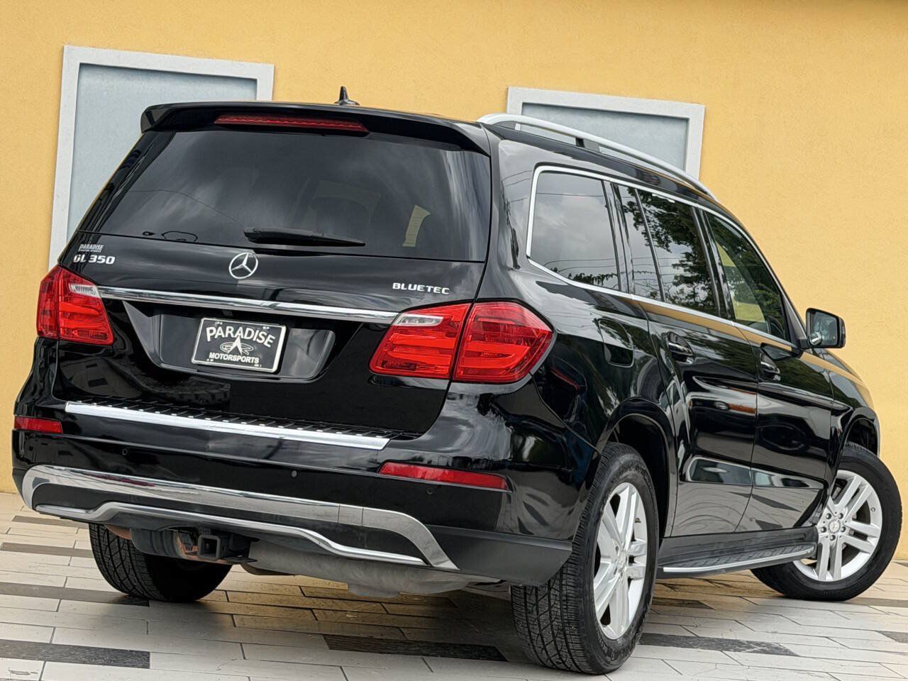 Used 2013 Mercedes-Benz GL 320 BlueTEC 4MATIC image 4