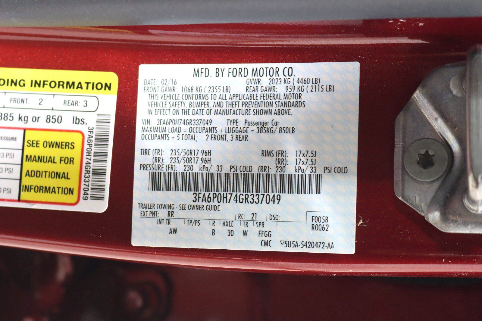 Used 2016 Ford Fusion SE FWD image 32