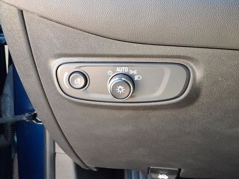 Used 2022 Chevrolet Equinox LT image 21