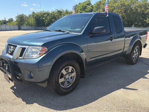 Used 2013 Nissan Frontier Desert Runner RWD image 1