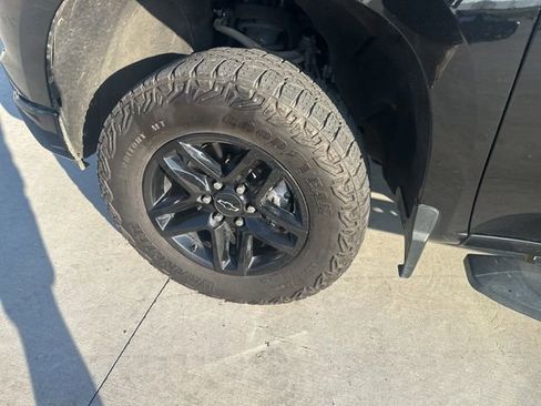 Used 2023 Chevrolet Silverado 1500 Custom Trail Boss image 27