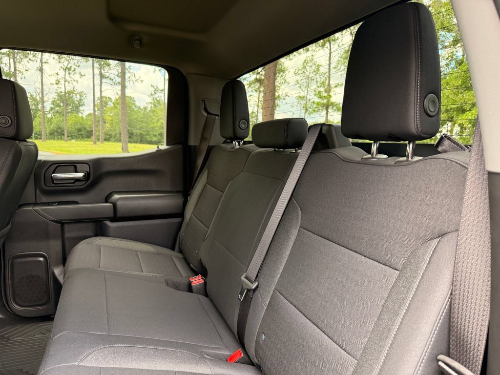 New 2026 Chevrolet Silverado 1500 Custom Trail Boss AWD/4WD image 26