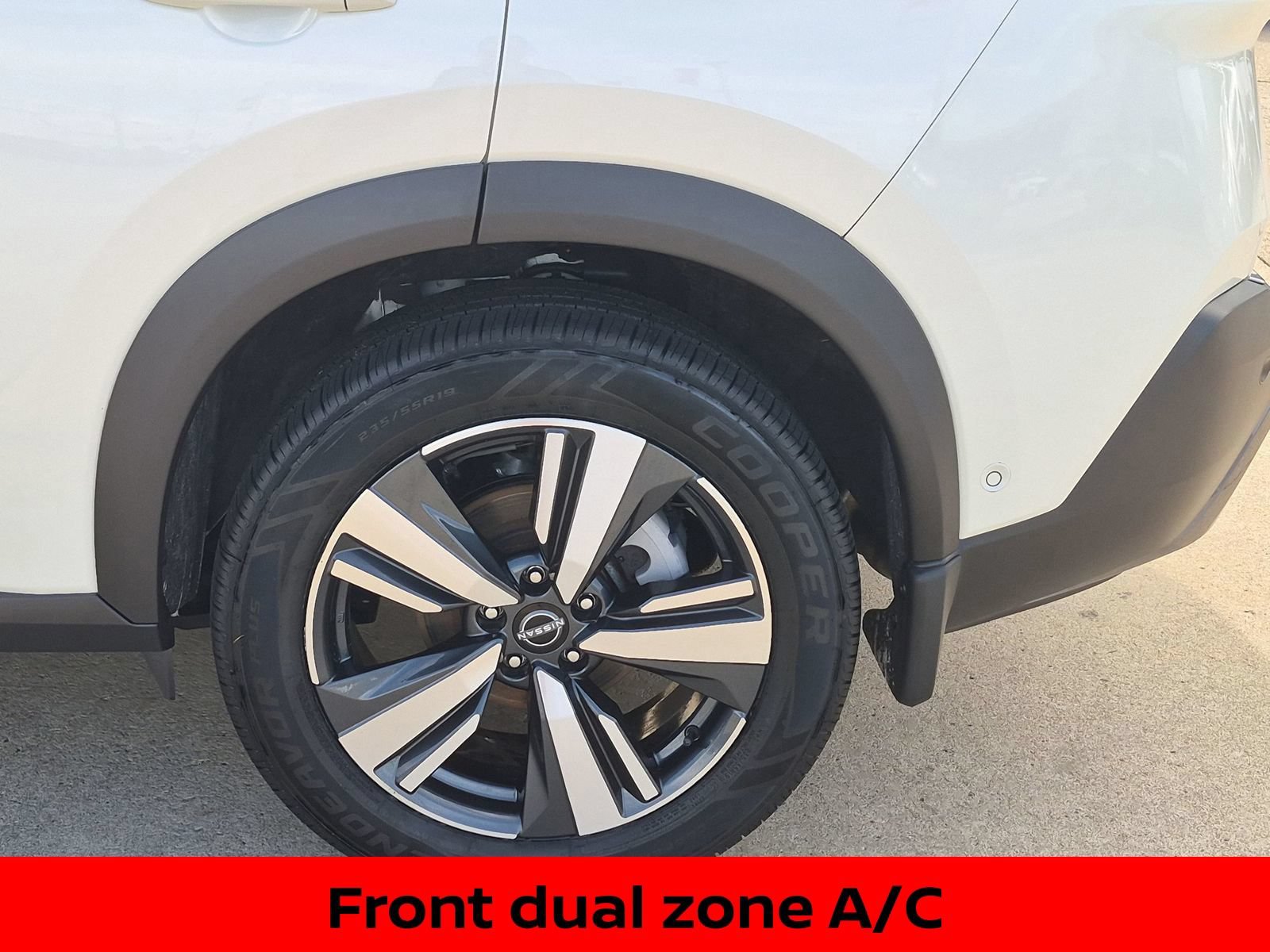 Certified 2023 Nissan Rogue SL w/ SL Premium Package AWD/4WD image 17